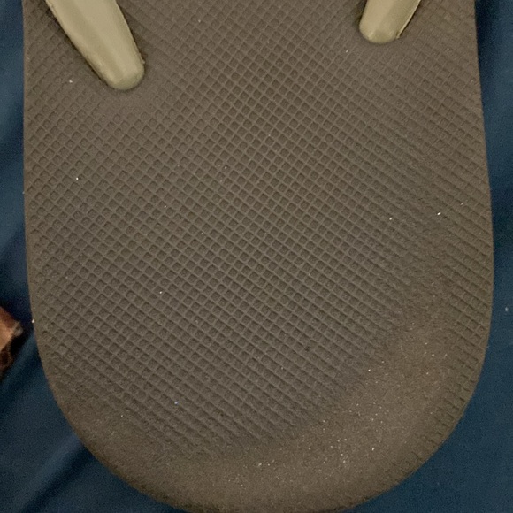 Feelgoodz Slim Flip Flops - Picture 3 of 6